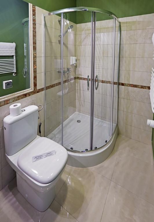 Hotel Palac W Myslecinku Быдгощ Номер фото
